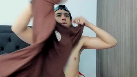 alex_connorr online show from 11, 1, 2025