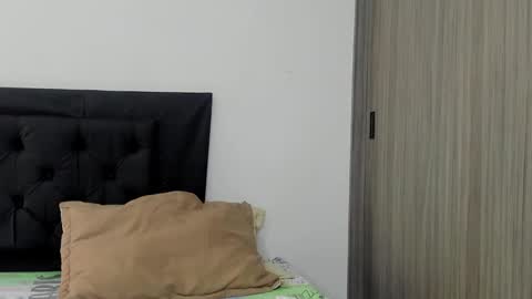 alex_connorr online show from 14, 1, 2025