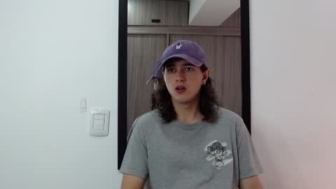 alex_connorr online show from 6, 2, 2025