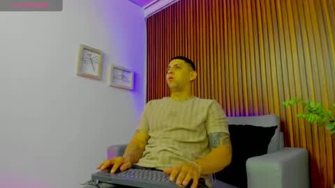 alex online show from 22, 4, 2026