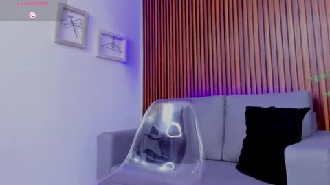 alex online show from 24, 4, 2026