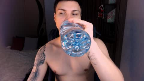 alex_milson online show from 20, 12, 2024