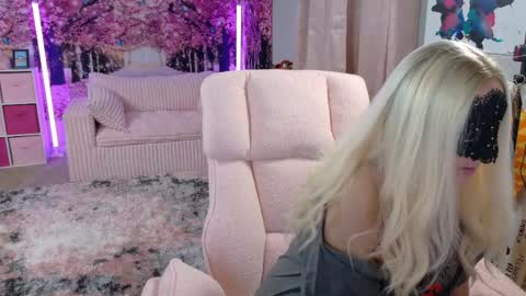 Alex online show from 25, 4, 2026