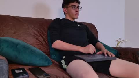 alex online show from 28, 7, 2026