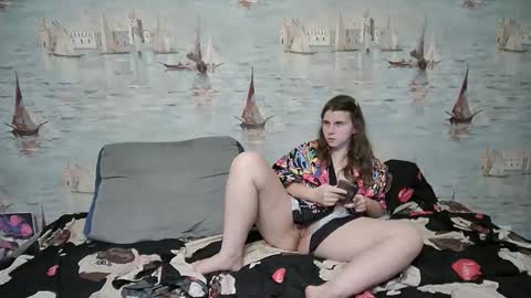 Alex and Sarah online show from 24, 9, 2025