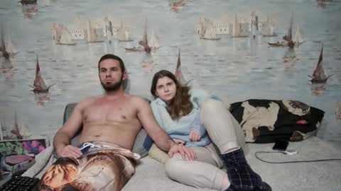 Alex and Sarah online show from 17, 10, 2025