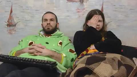 Alex and Sarah online show from 3, 2, 2026