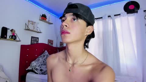 Snapshot of alex_sweet_69 chatting on 25, 1, 2025 Alex online show from 25, 1, 2025