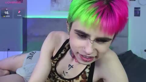 Snapshot of alex_valllley chatting on 24, 10, 2025 Alex Valley online show from 24, 10, 2025