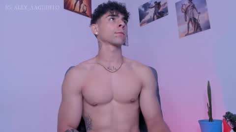 Snapshot of alex_zt chatting on 1, 12, 2025 x online show from 1, 12, 2025