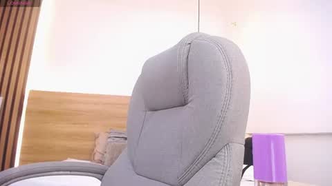 Alexa Forbes online show from 12, 6, 2026
