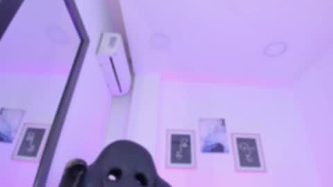 Alexa Millers online show from 28, 2, 2025