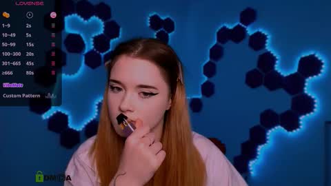 Snapshot of alexa_night_ chatting on 25, 11, 2025 alexa_night_ online show from 25, 11, 2025