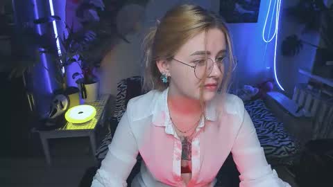 alexa_pirs online show from 1, 11, 2025