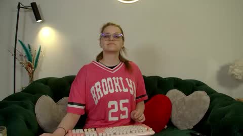 Snapshot of alexaavery chatting on 16, 5, 2026 AlexaAvery online show from 16, 5, 2026