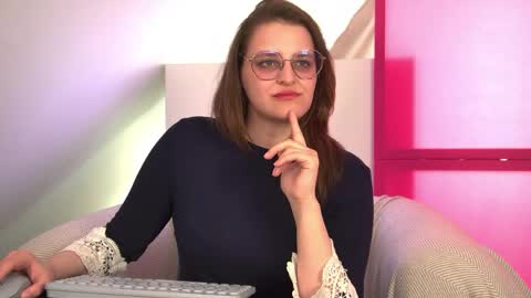 Snapshot of alexaavery chatting on 20, 5, 2026 AlexaAvery online show from 20, 5, 2026