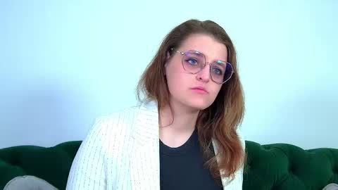 Snapshot of alexaavery chatting on 29, 5, 2026 AlexaAvery online show from 29, 5, 2026