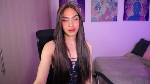 Alexa Bloomx  online show from 6, 2, 2026
