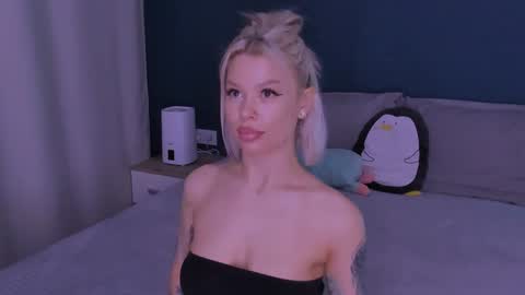 Alexa Mason online show from 20, 1, 2025