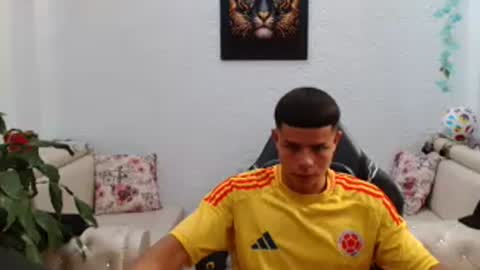 Snapshot of alexander_cr chatting on 7, 7, 2026 Alexander online show from 7, 7, 2026
