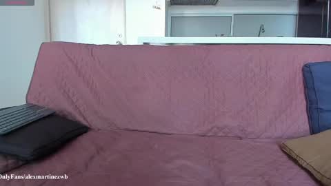 Onlyfansalexmartinezwb  Instagram alexwbmartinez  Twitter martinezcb937 online show from 21, 4, 2026