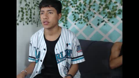 chicos hot online show from 25, 9, 2025