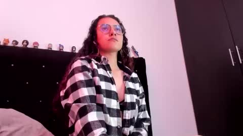 Snapshot of alexandra_clauss chatting on 7, 3, 2026 alexandra clauss online show from 7, 3, 2026