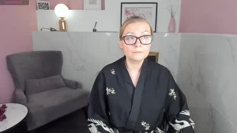 Alexandra online show from 12, 2, 2025