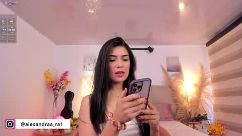 Alexandra Rodriguez online show from 15, 2, 2025