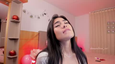 Alexandra Rodriguez online show from 29, 9, 2025