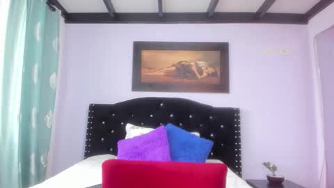 Snapshot of alexandra_torress chatting on 29, 10, 2025 alexandra online show from 29, 10, 2025