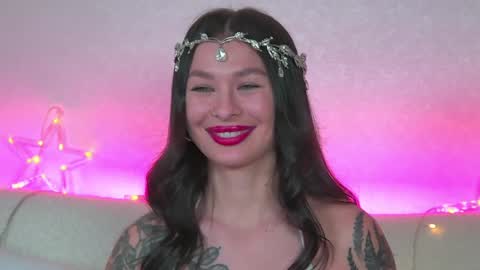 AlexandraBloom online show from 11, 1, 2025