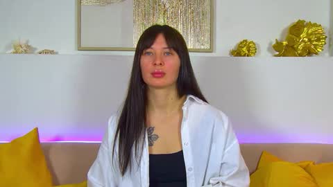 AlexandraBloom online show from 6, 2, 2026