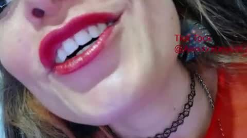 alexandrasaen online show from 21, 6, 2026