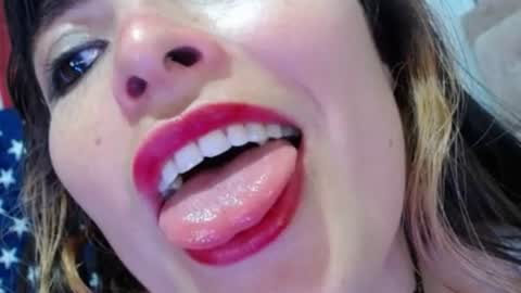 alexandrasaen online show from 27, 6, 2026