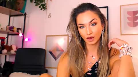 alexandrawooow online show from 31, 10, 2025