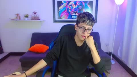 Snapshot of alexcum_18 chatting on 29, 4, 2026 alex online show from 29, 4, 2026