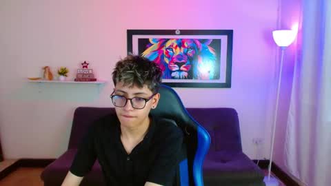 Snapshot of alexcum_18 chatting on 23, 5, 2026 alex online show from 23, 5, 2026