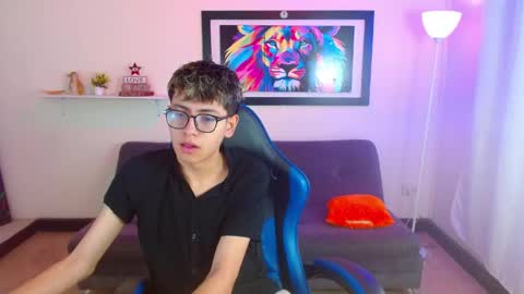 Snapshot of alexcum_18 chatting on 30, 5, 2026 alex online show from 30, 5, 2026