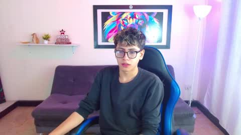 Snapshot of alexcum_18 chatting on 4, 6, 2026 alex online show from 4, 6, 2026