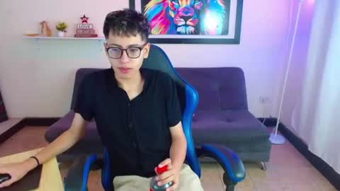 Snapshot of alexcum_18 chatting on 8, 6, 2026 alex online show from 8, 6, 2026