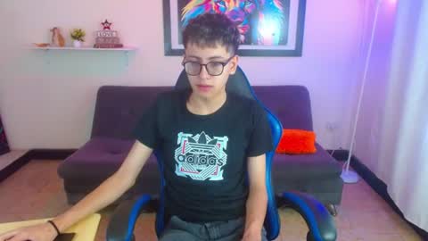 Snapshot of alexcum_18 chatting on 10, 6, 2026 alex online show from 10, 6, 2026