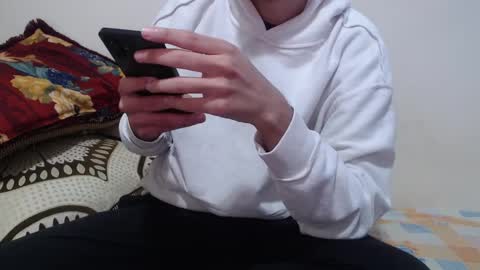 Snapshot of alexdelarge323 chatting on 5, 2, 2026 Alex online show from 5, 2, 2026