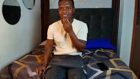 Alexis Fernandez online show from 15, 7, 2026
