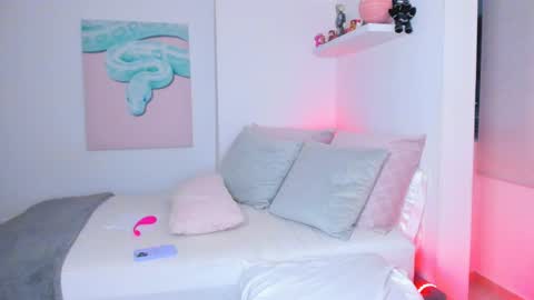 Alexiis 3 online show from 19, 12, 2024