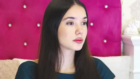 alexisdevine online show from 3, 6, 2026