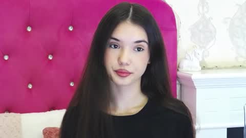 alexisdevine online show from 18, 6, 2026