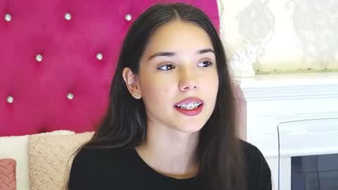 alexisdevine online show from 3, 8, 2026