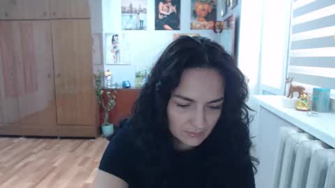 AlexisMillers online show from 15, 9, 2025