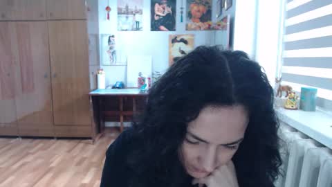 AlexisMillers online show from 8, 4, 2026